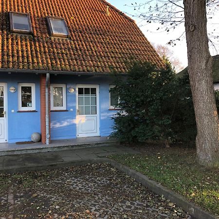 Achtern Diek Doppelhaushälfte Dierhagen Exterior foto